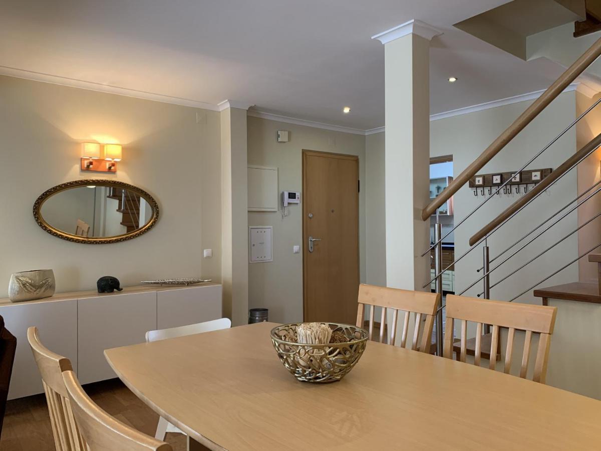 Duplex Apartment With Terrace In Cascais Downtown Exterior foto